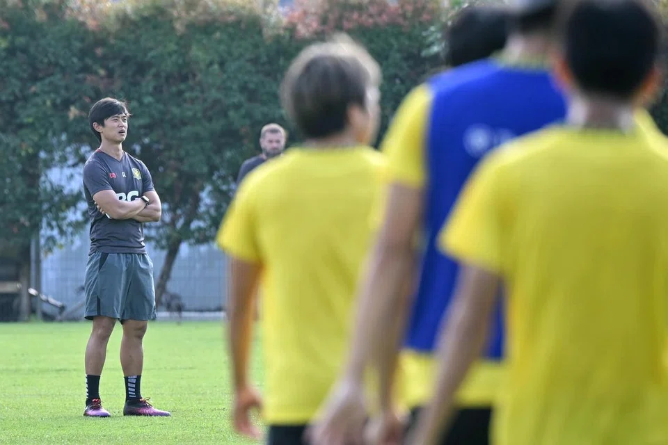 Ketua jurulatih BG Tampines Rovers, Gavin Lee, juga mempunyai matlamat yang jelas - untuk menamatkan musim dengan trofi di tangan. Namun beliau akan berdepan dengan cabaran besar iaitu Lion City Sailors di final Piala Singapura pada 31 Mei di Stadium Jalan Besar.