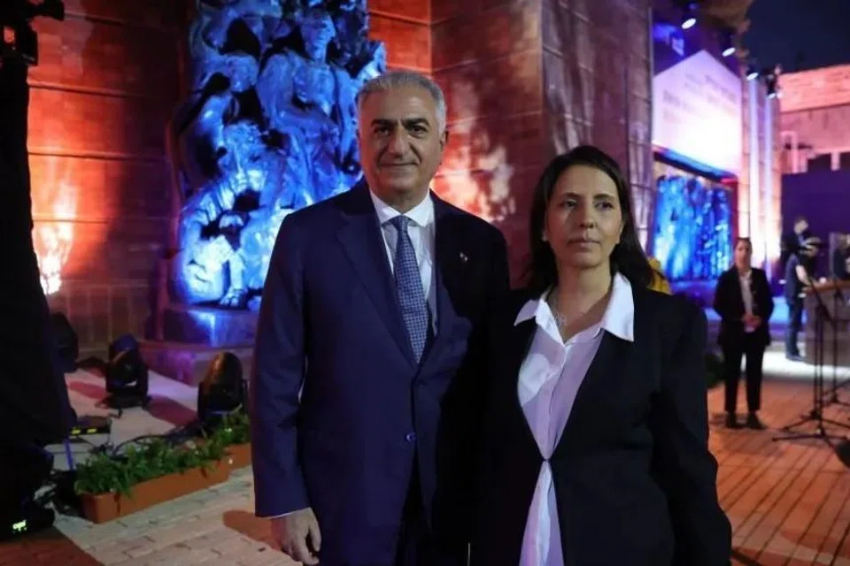 Shah, Iran, bantahan