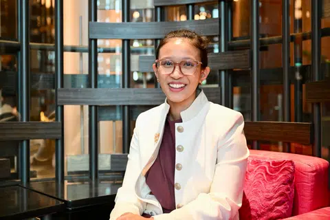 Pelajar PhD Universiti Nasional Singapura (NUS), Cik Afiqah Nur Fitri Suhaiemi, pernah menggalas peranan sebagai mantan ketua ahli ekonomi di Kementerian Pembangunan Sosial dan Keluarga (MSF).