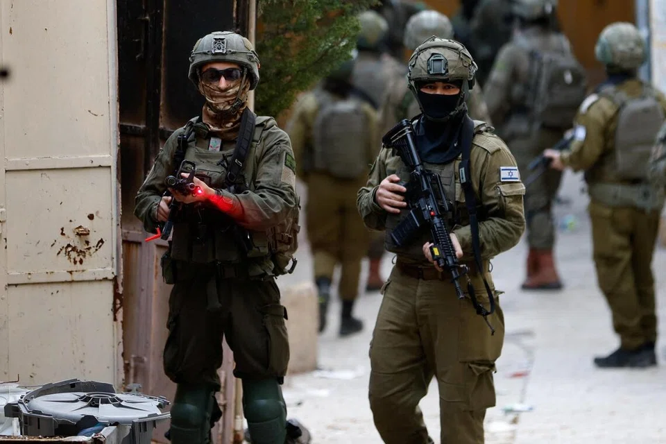 hebron, tebing barat