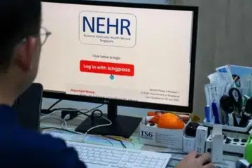 Kementerian Kesihatan (MOH), doktor, syarikat perlindungan insurans, amalan yang sesuai berkaitan rekod perubatan pesakit, NEHR