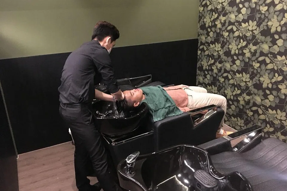 Rawatan di Beijing 101 Hair Consultants membuat anda rasa rileks dan menenangkan.