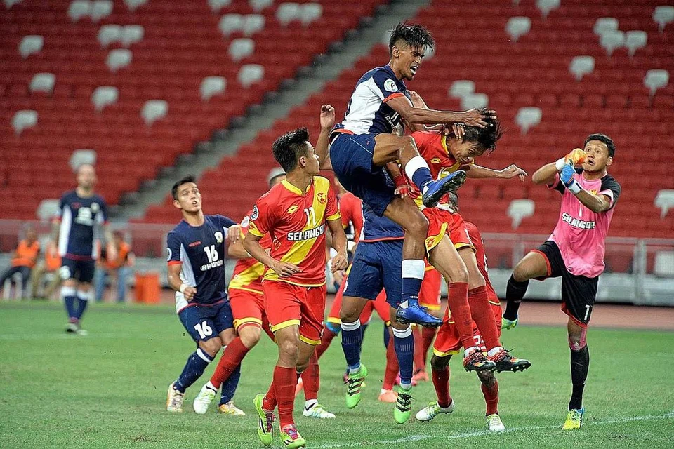 KEMBALI BERSAING: Tampines Rovers berharap dapat mengatasi pasukan dari Malaysia, Felda United, seperti ketika mereka menentang Selangor pada Piala AFC 2016. - Foto M.O. SALLEH