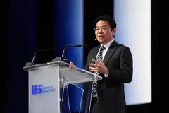 USAHA PERKUKUH KOMPAK SOSIAL: Timbalan Perdana Menteri, Encik Lawrence Wong, dalam ucapannya di persidangan Institut Pengajian Dasar (IPS)  pada Isnin, bercakap mengenai usaha meninjau semula kompak sosial antara rakyat dengan pemerintah dan menggariskan peri penting kompak yang dianggap adil oleh semua segmen masyarakat. 