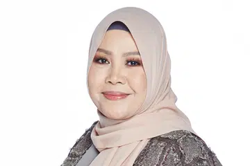 CIK SABARIAH RAMILAN: Bersara selepas 42 tahun dalam bidang penyiaran.