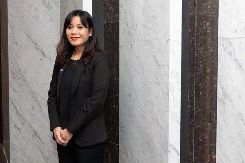 BERMINAT UNTUK BERKHIDMAT: Cik Nur Asyikin Hamzah merupakan salah seorang daripada 6,158 pegawai di Home Team yang dinaikkan pangkat secara rasmi semasa majlis kenaikan pangkat Home Team pada Rabu.