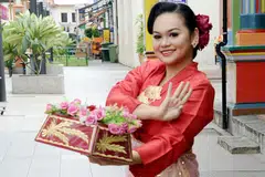 CIK NUR SYAFIQAH: Berpendapat bahawa interpretasi moden perlu diterap dalam tarian tradisional bagi memastikan ia tidak luput dan dilupakan. - Foto ZAINAL YAHYA