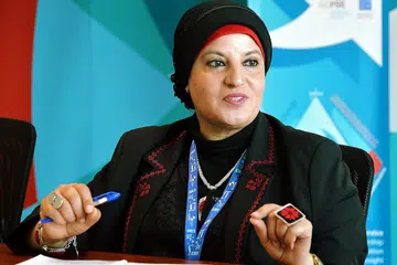 MAHU MEMPERKASA RAKYATNYA: Pengurus Program dan Penganalisis, Unit Tadbir Urus dan Pembangunan Sosial di Program Rancangan Pembangunan PBB (UNDP), Cik Maha Abusamra, kagum dengan pengurusan dan pembangunan sektor awam Singapura serta sistem pendidikan negara ini yang berdasarkan meritokrasi. - Foto KHALID BABA