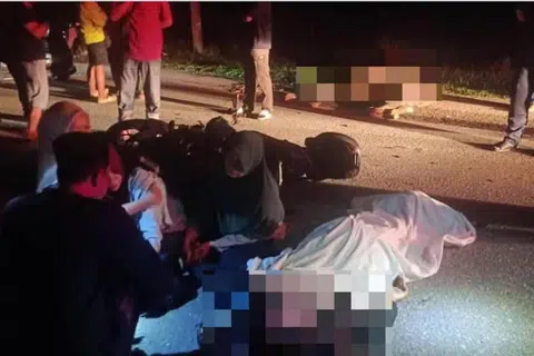 Mangsa sedang menuju ke Singapura apabila kejadian berlaku di Jalan Sungai Tiram di Johor Bahru pada sekitar 3.40 pagi pada 25 Jun.