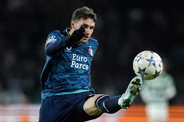 TARIK PERHATIAN: Penyerang Feyenoord asal Mexico, Santiago Gimenez, dikhabarkan dikaitkan dengan beberapa kelab England termasuk Tottenham, Arsenal dan Chelsea selain Fulham. 