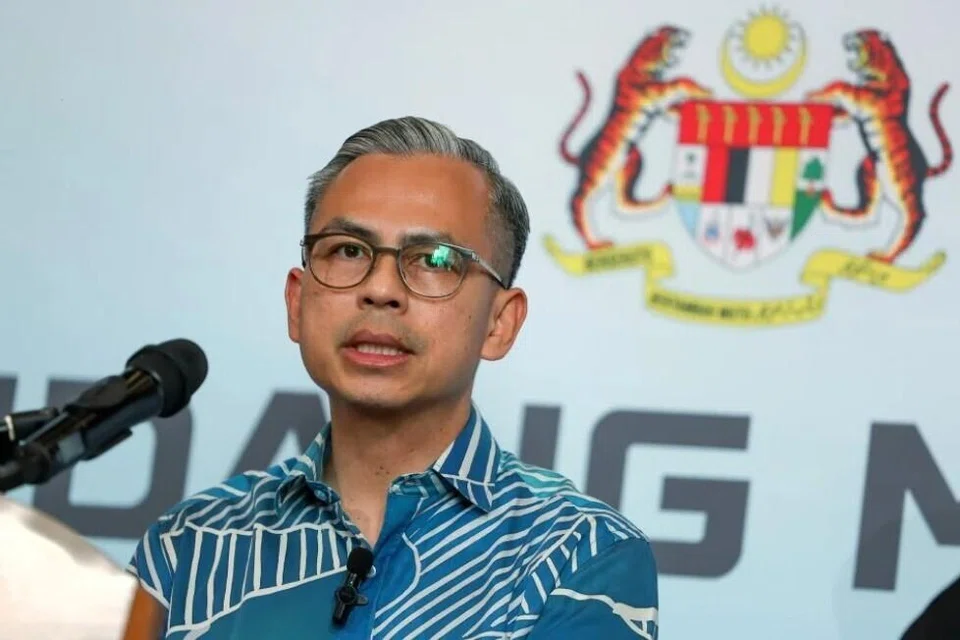 Azam Baki, SPRM, siasatan saham, fahmi fadzil 