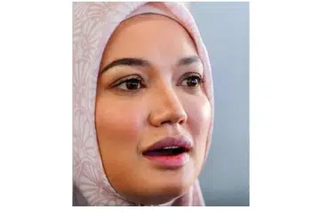 CAPAI KATA PUTUS: Setelah berbincang, Puteri Sarah Liyana (atas) dan Syamsul Yusof telah mencapai kata putus dengan lafaz talak dijatuhkan pada 18 April ini. - Foto-foto BHM, KOSMOS!