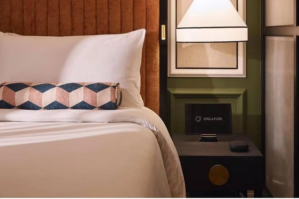 Hotel QT yang bakal dilancarkan pada September ini terletak bersebelahan pusat makanan Lau Pa Sat. 