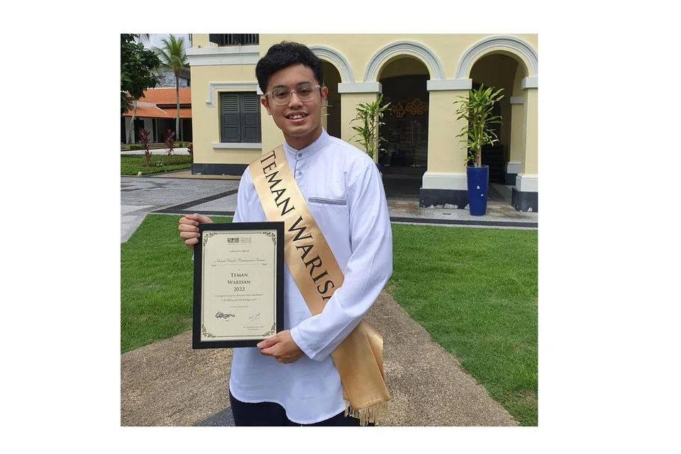 TEMAN WARISAN: Cik Rosemainy Buang, Cik Nur Shireen Marican serta Encik Ahmad Hasif Mohammad Amran (atas), dilantik sebagai Teman Warisan 2022 oleh Yayasan Warisan Melayu. - Foto BH oleh NUR DIYANA TAHA dan YAYASAN WARISAN MELAYU