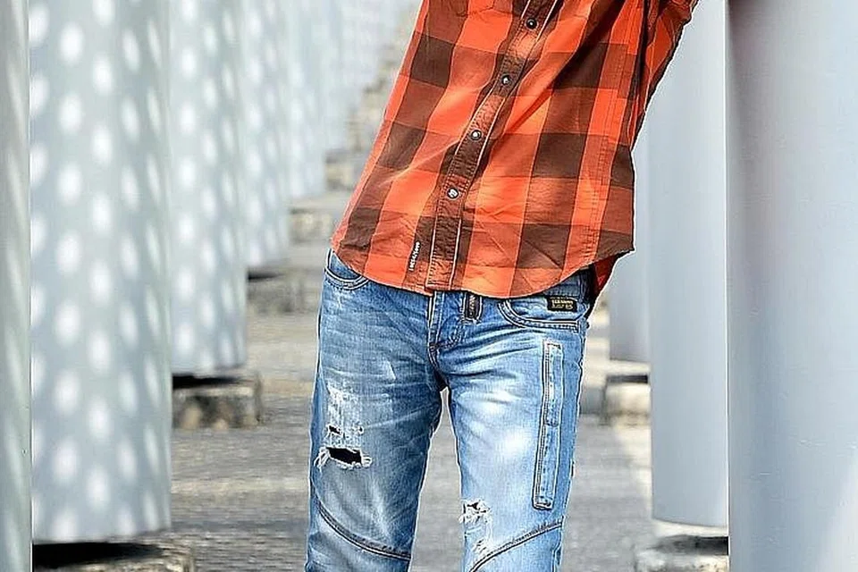  MAN TOYAK: Menyanyikan Rindu Di Pagi Raya dengan penuh emosi. - Foto fail