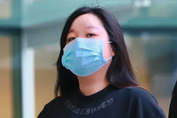 staf, penjara, seleweng, barang mewah, jel, hutang