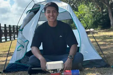 Encik Ahmad Syakir Ahmad Khalis berkhemah secara solo pada Februari.