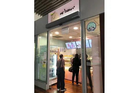 USAHA BERBALOI: Sejak Mr Bean dan jenama berkaitan, Do Qoo, mendapat sijil halal Majlis Ugama Islam Singapura (Muis) pada Jun lalu, mereka telah menyaksikan kenaikan 10 peratus dalam penjualan.