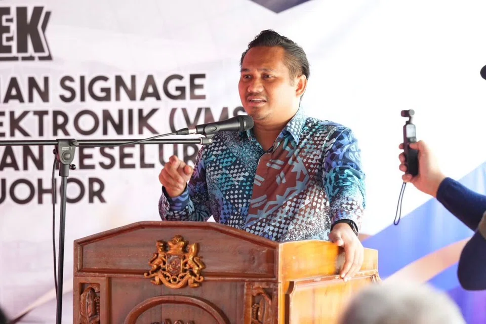 papan tanda, elektronik, Johor