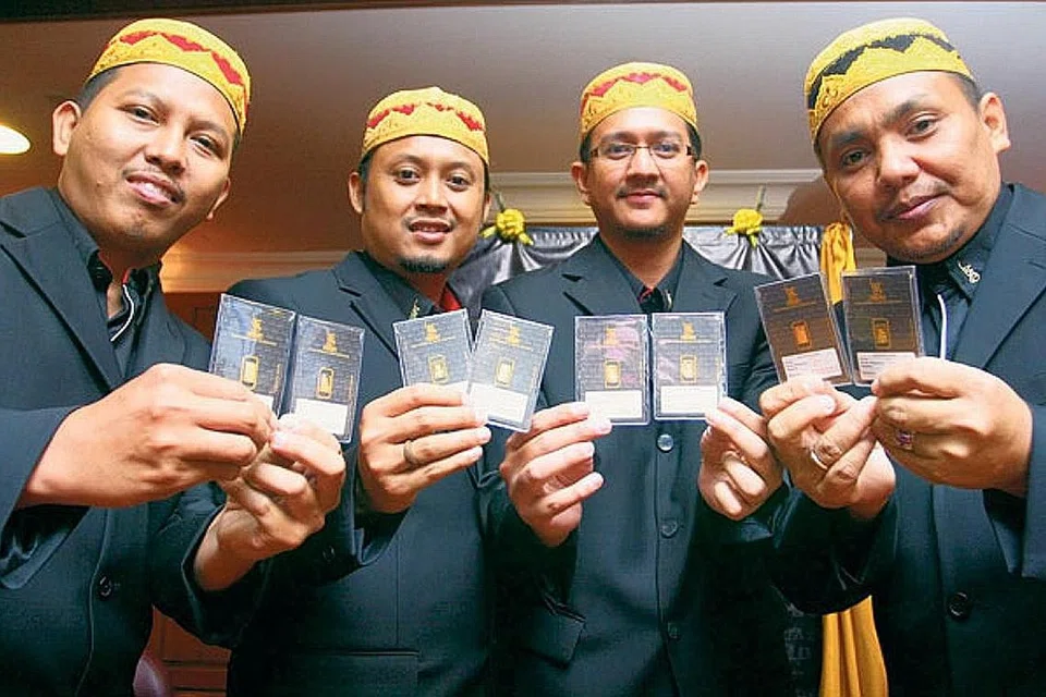 KEMBALIKAN KESYAHDUAN NASYID: Kumpulan Brothers, Rabbani dan Hijjaz (gambar atas) masih lagi aktif menjana karya baru meskipun fenomena nasyid kontemporari seakan-akan pudar dengan timbulnya genre muzik alaf baru. Ini dijadikan sandaran Konsert 3 Kejora di Istana Budaya, yang menyegarkan lagu nasyid.