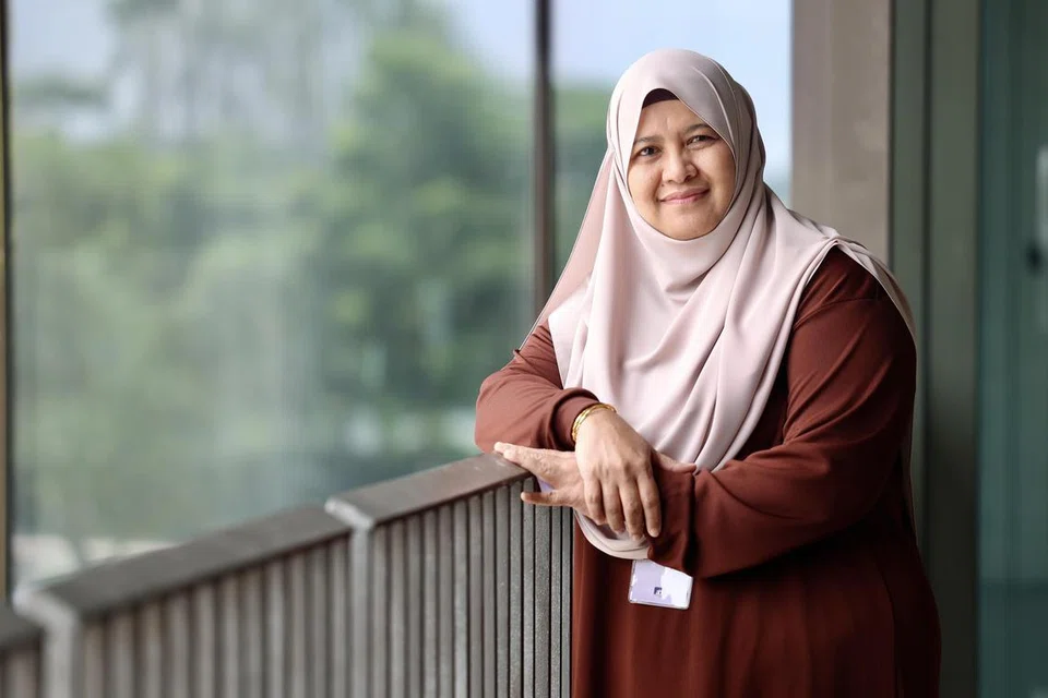 Inisiatif Community Marketplace yang diketuai Ketua Pegawai Operasi Persatuan Bank Singapura (ABS), Cik Norshimah Ismail, membuka mata beliau dan pasukannya terhadap keperluan utama bagi golongan yang memerlukan di Singapura. 