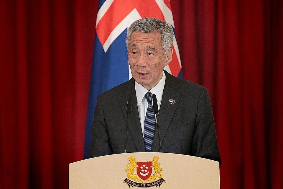 ENCIK LEE HSIEN LOONG