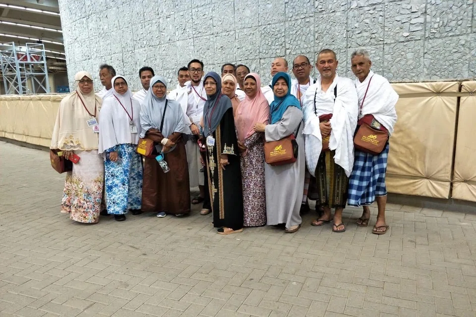 Sepanjang lebih dua dekad beroperasi, syarikat Abu Bakar Travel Services telah melalui pelbagai fasa kemajuan dalam industri pelancongan Islam, khususnya dalam pengurusan umrah dan haji.