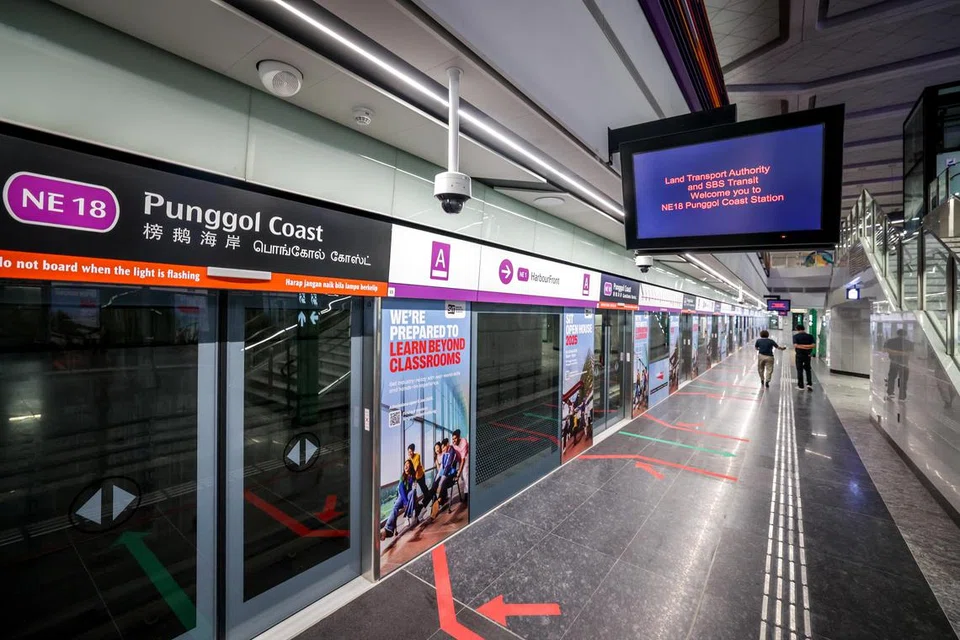 Stesen Punggol Coast baru sepanjang 22 kilometer akan memberi perkhidmatan bagi penumpang yang menuju ke Daerah Digital Punggol dan kampus Punggol Institut Teknologi Singapura (SIT), serta Punggol Coast Mall yang bakal dibuka.