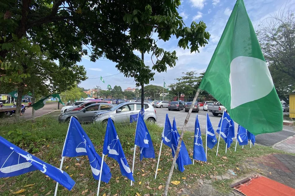 JADI GAMBARAN: Penganalisis menyatakan keputusan Pilihan Raya Negeri bulan depan boleh menjadi isyarat tentang penerimaan rakyat terhadap Kerajaan Perpaduan dan keberkesanan dan sokongan awam terhadap kepimpinan Perdana Menteri Datuk Seri Anwar Ibrahim.