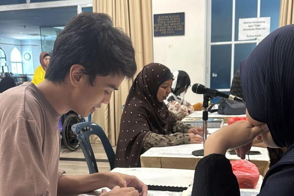  Muhammad Firdhaus Ja’afar, Al-Quran Braille,  Persatuan Belia Bedok, Insan Kurang Upaya (BYSD)