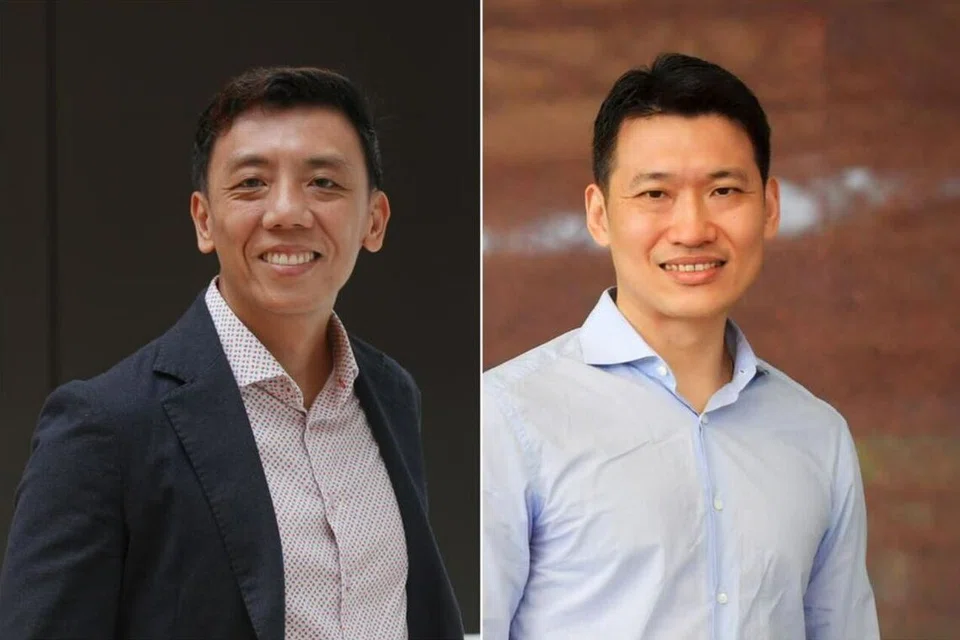 Encik Jeffrey Siow (kiri) dan Encik David Neo, masing-masing dilantik sebagai Pemangku Menteri Pengangkutan dan Pemangku Menteri Kebudayaan, Masyarakat dan Belia.