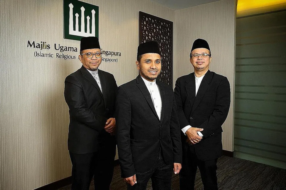 Ustaz Mohd Murat Md Aris, Timbalan Mufti, di laman Facebook Muis.
