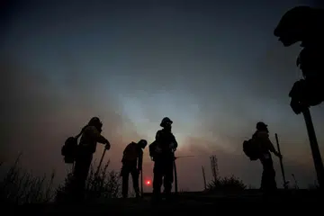 Kebakaran hutan telah menyebabkan kematian sekurang-kurangnya 24 orang di Los Angeles, memusnahkan bandar kedua terbesar di Amerika dan menyebabkan ribuan orang kehilangan rumah.