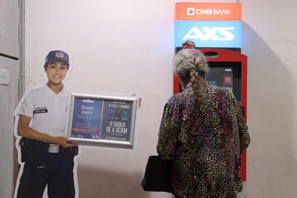 Perintah sekatan (RO) ke atas bank untuk menyekat transaksi perbankan seseorang individu hanya akan dikeluarkan sebagai jalan terakhir untuk melindungi mangsa.