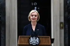 Cik Liz Truss