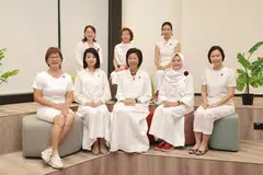 Sayap Wanita Parti Tindakan Rakyat (PAP), yang terdiri daripada (dari kiri, duduk) Cik Denise Phua, Cik Sun Xueling, Cik Sim Ann, Cik Rahayu Mahzam, Cik Gan Siow Huang serta (duduk di belakang) Cik Diana Pang, Cik Gho Sze Kee dan Cik Bernadette Giam, bertekad meninjau trend terkini yang menjadi keprihatinan wanita di Singapura.