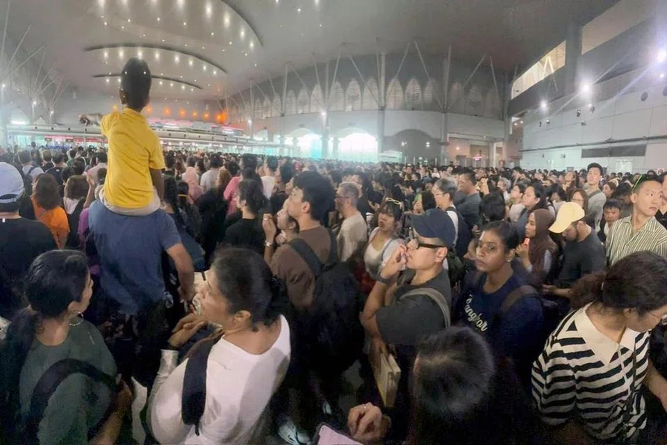 pintu automatik, kastam, rosak