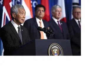 LAWATAN KERJA: Perdana Menteri Encik Hsien Loong akan membuat lawatan kerja empat hari ke New York. Gambar menunjukkan Encik Lee (kiri) berada di Amerika semasa beliau menghadiri Mesyuarat Pemimpin Ekonomi Apec ke-30 di San Francisco pada November 2023.