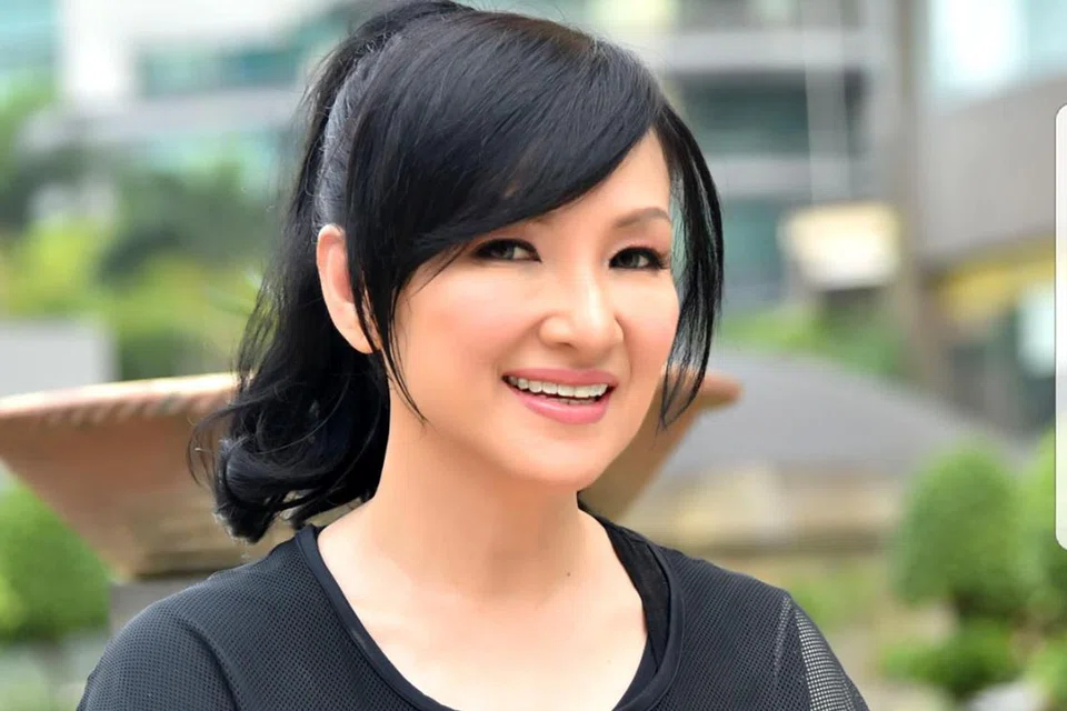 TANYA PAKAR: Dr Dee Dee Mahmood, Pakar Fisiologi Senaman, Jurulatih Selebriti dan Pakar Pemakanan.