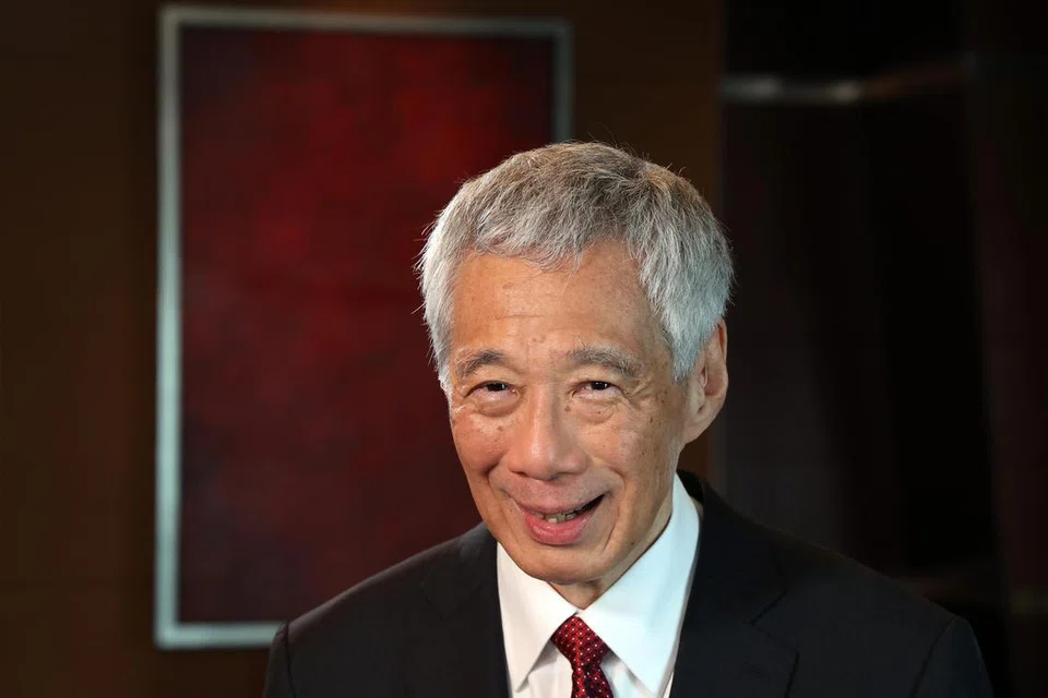 Encik LEE HSIEN LOONG: Lawatan ke Vietnam juga sempena ulang tahun ke-50 hubungan dua hala kedua-dua negara.