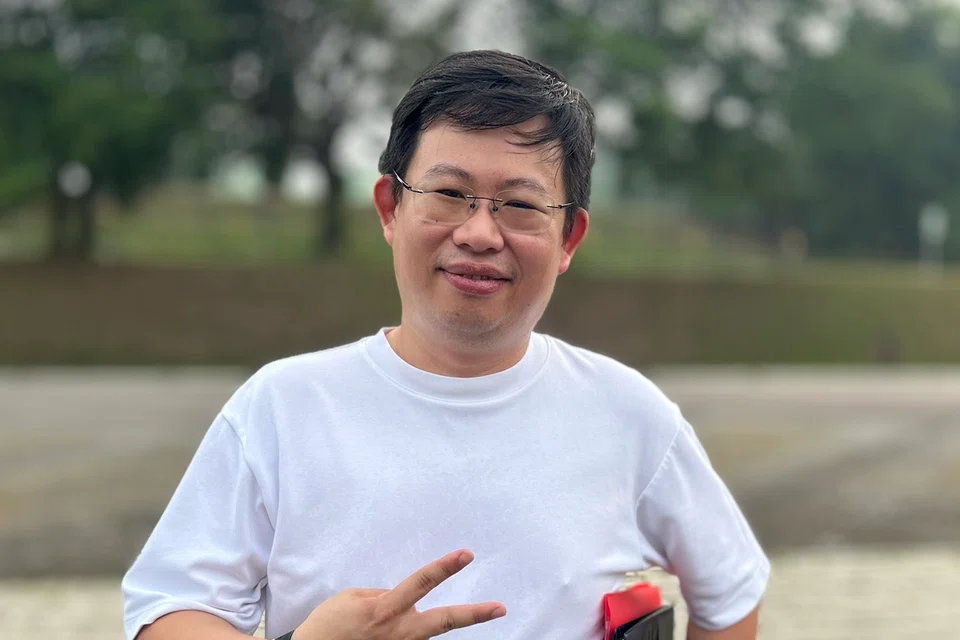 Encik Peter Lim Wei Gie berkata bagi kenderaan premium, perjalanan dari Johor Bahru ke lokasi seperti Lapangan Terbang Changi boleh dikenakan bayaran sekitar $180.