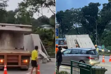Kemalangan yang melibatkan treler itu berlaku pada petang 9 April di persimpangan Upper Bukit Timah Road dan Gombak Avenue.
