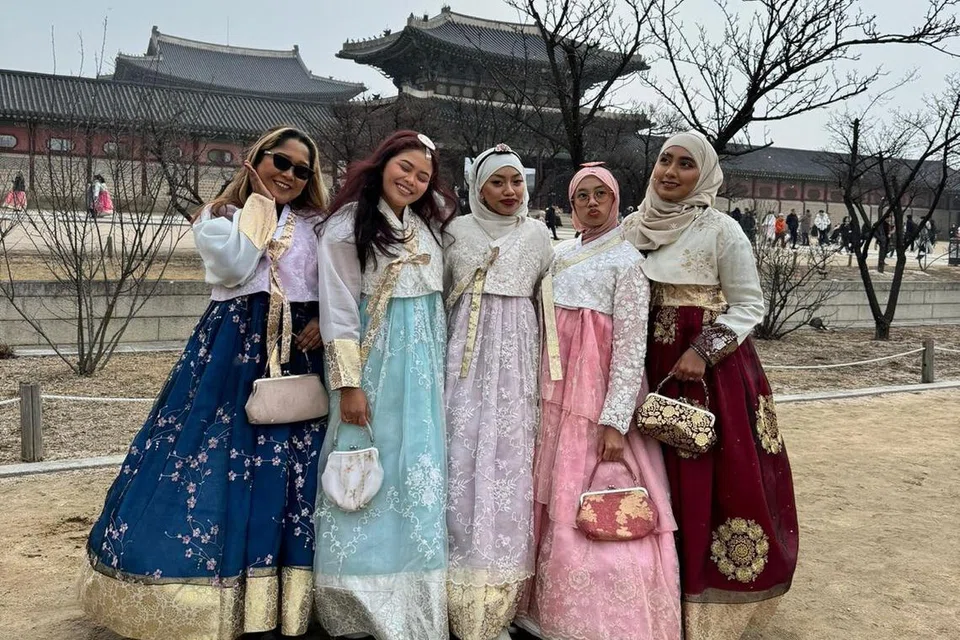 DREAMCATION CRUISES & TOURS, Gyeongbokgung Palace.