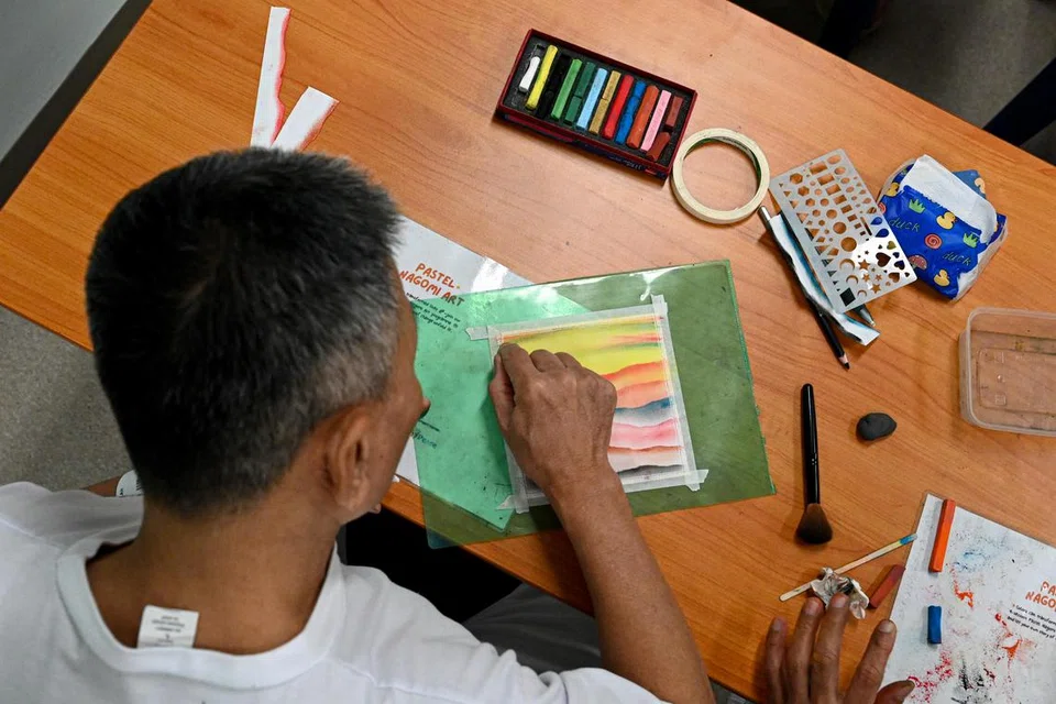 Dalam tempoh lapan minggu apabila banduan berada dalam Hab Integrasi Semula di Institusi S2 Kompleks Selarang Park, mereka berpeluang meluahkan kreativiti mereka antaranya dalam seni Nagomi, satu trend seni dari Jepun, bersama dengan sukarelawan daripada Artpeace.