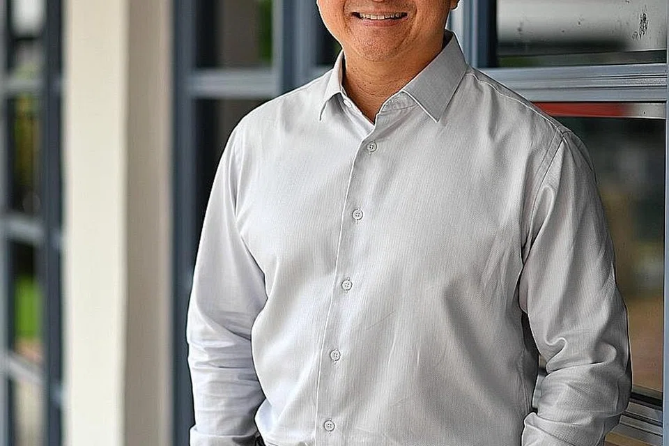 Naib Presiden Eksekutif merangkap Ketua Kajian Forex Pasaran Global Maybank Group, Encik Saktiandi Supaat.