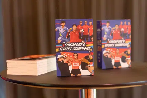 Lapan atlet yang ditampilkan dalam buku berjudul, ‘Singapore’s Sports Champions’, ialah trio adik-beradik bola sepak, Irfan, Ikhsan dan Ilhan Fandi; atlet badminton, Loh Kean Yew; atlet luncur lelayang, Maximilian Maeder; ratu pecut negara, Shanti Pereira; perenang, Joseph Schooling; dan pemain golf, Shannon Tan. 
