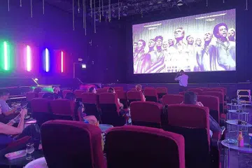 PENGALAMAN BARU DI THE CATHAY OGOS: 'Pop up' yang digelar sebagai Projector X: Picturehouse akan menayangkan filem, produksi teater, persembahan seni dan persembahan muzik secara langsung. - Foto THE PROJECTOR
