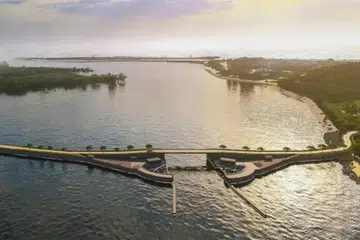 perlindungan pesisir, kenaikan paras laut, pemilik tanah, pub, coastal landowners