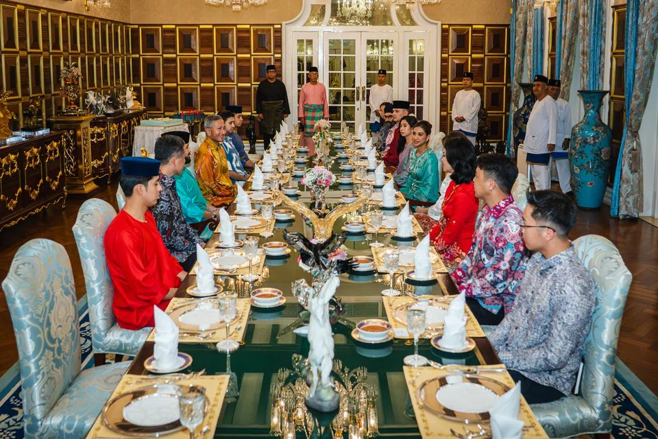 Kededua pihak, Singapura dan Johor, juga membincangkan Zon Ekonomi Khas Johor-Singapura, Laluan Sistem Transit Laju Johor Bahru-Singapura dan inisiatif lain untuk mengukuhkan lagi hubungan rentas sempadan yang pelbagai dan teguh.