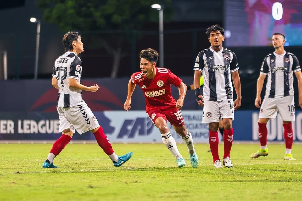 bola sepak, Balestier Khalsa, Masahiro Sugita